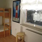 - 2 Min Zum *