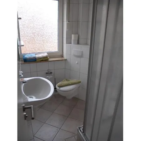- 2 Min Zum * Borkum